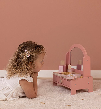 tocador-con-set-de-maquillaje-little-dutch-bizcocho-de-yogur-5 marco